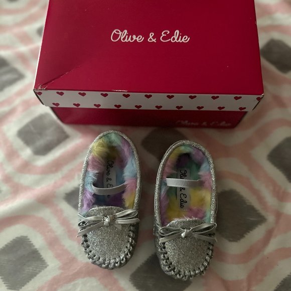 Olive & Edie Lil Glitter Moccasin Slipper - Picture 3 of 3